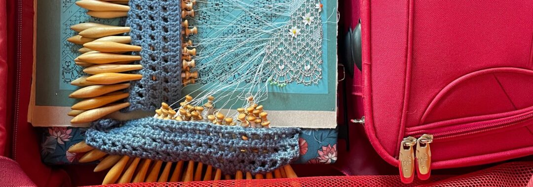 L atelier hors du temps valise bouclee