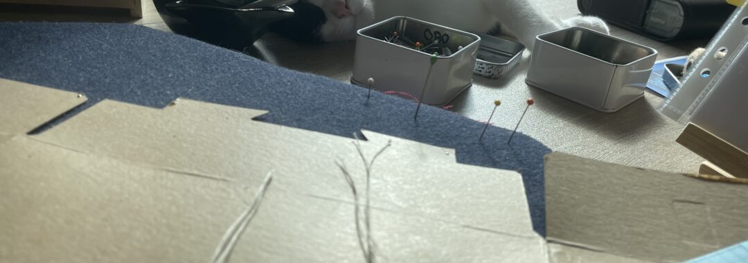 l'atelier hors du temps le chat est à fond