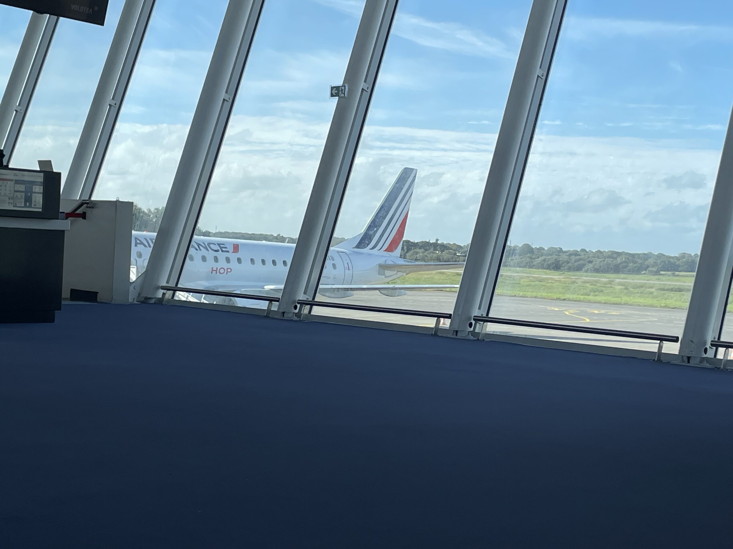 l'atelier hors du temps en attente de l'avion