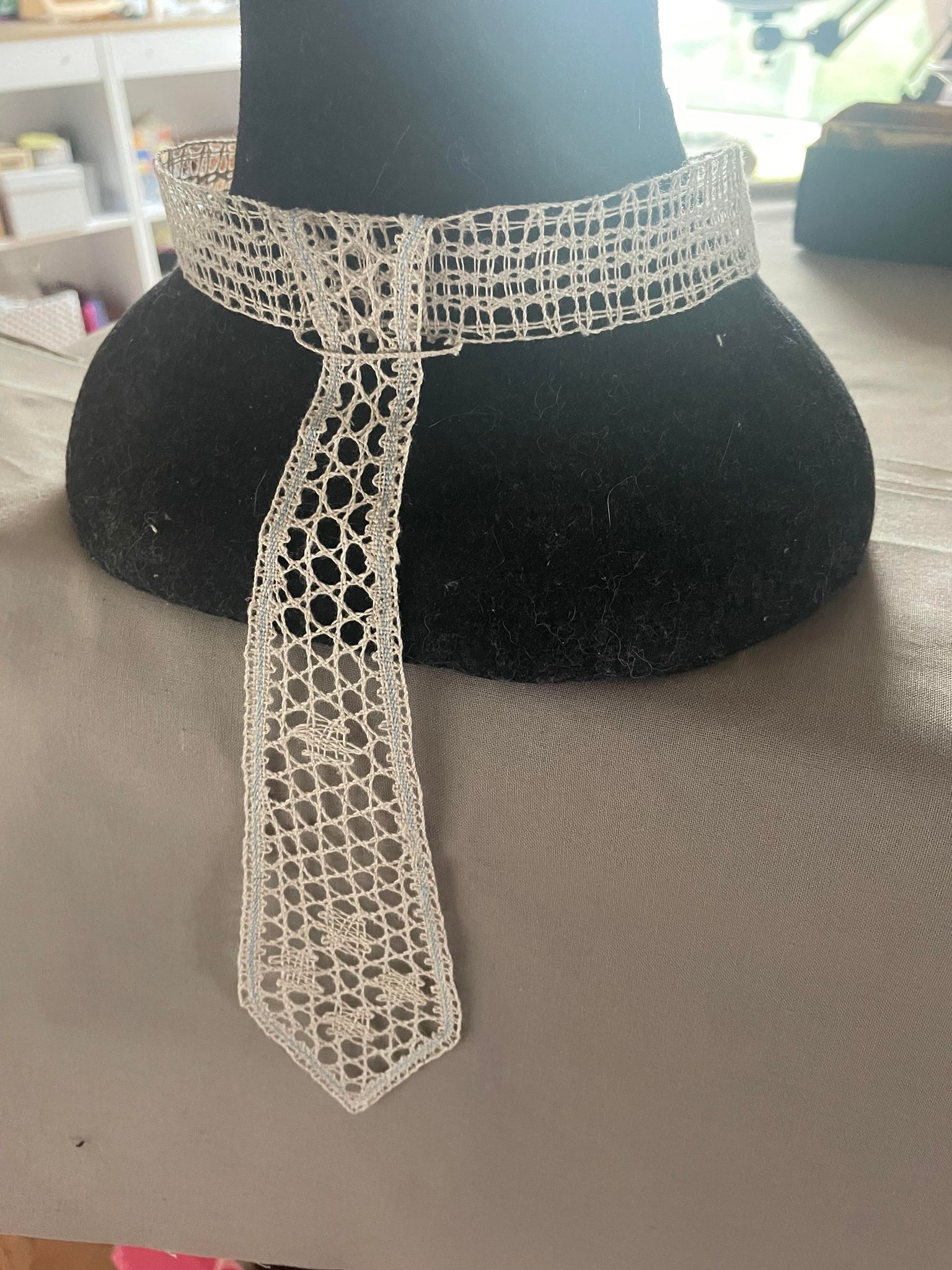 Accessoire en dentelle - Cravate